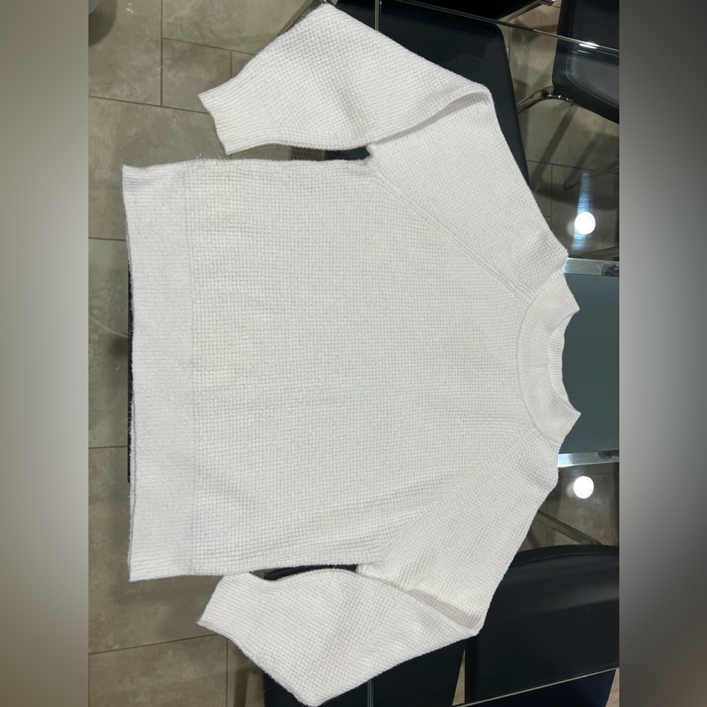 Gap White Sweater Size Large